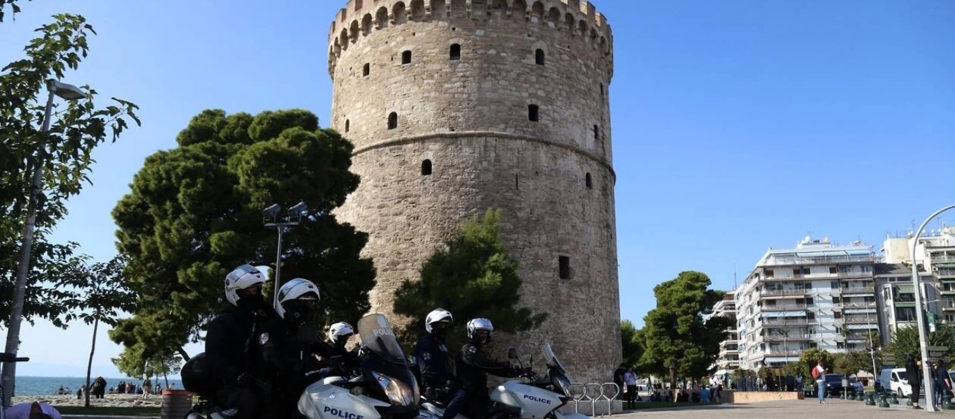 Θεσσαλονίκη: Χειροπέδες σε άτομα που προσπάθησαν να παρελάσουν κανονικά